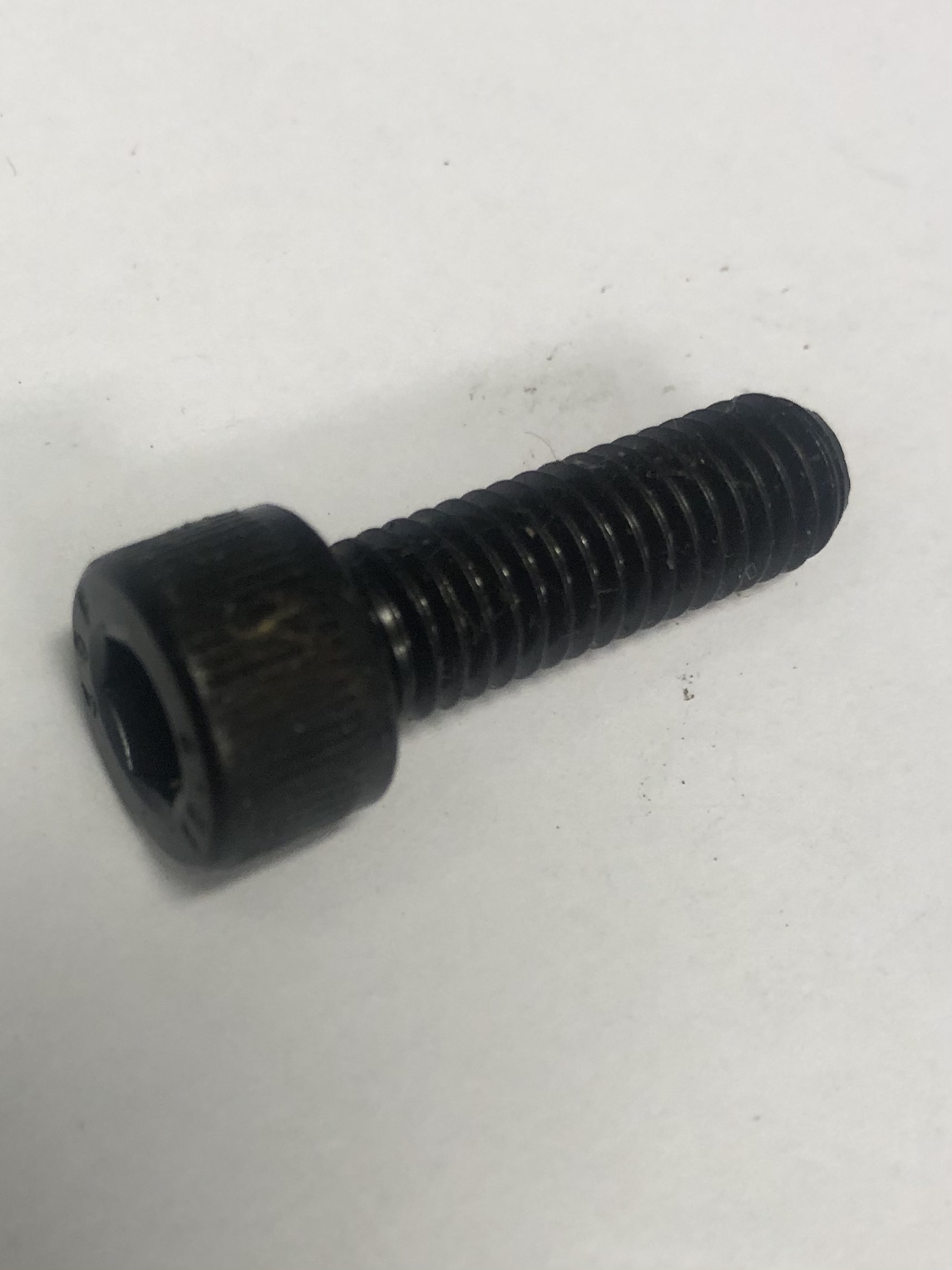 B1878/20 socket head screw black plate  allen key 8mm x 25mm (pack of 20) 