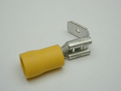 B652 Electrical Terminal (Pack 30)Yellow piggy back