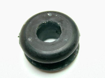 B743 - wiring grommet - Pack 10