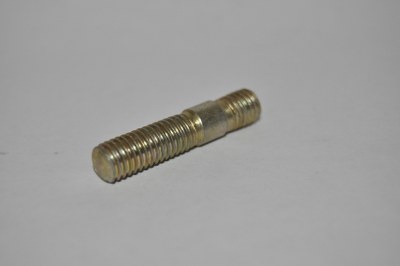 Manifold stud Nissan short 8mm pack of 5 