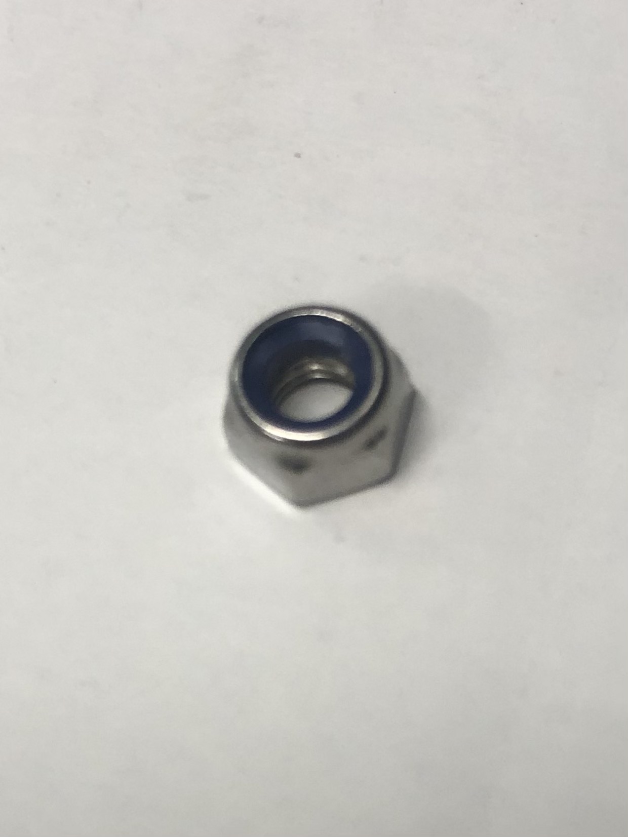 B1863/40 6mm stainless nyloc nut pack 40